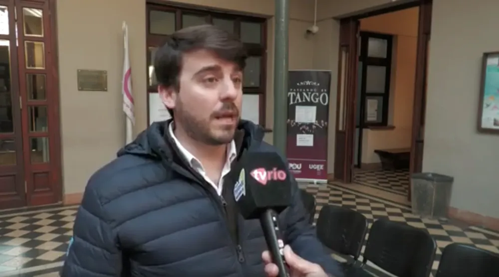 Screenshot 2023-07-17 at 23.51.12