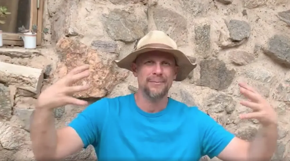 Screenshot 2023-12-03 at 23.19.32