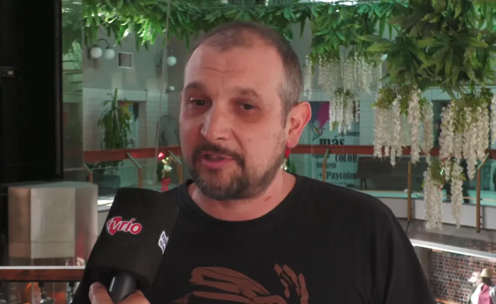 Captura de pantalla 2025-11-08 a la(s) 21.08.42