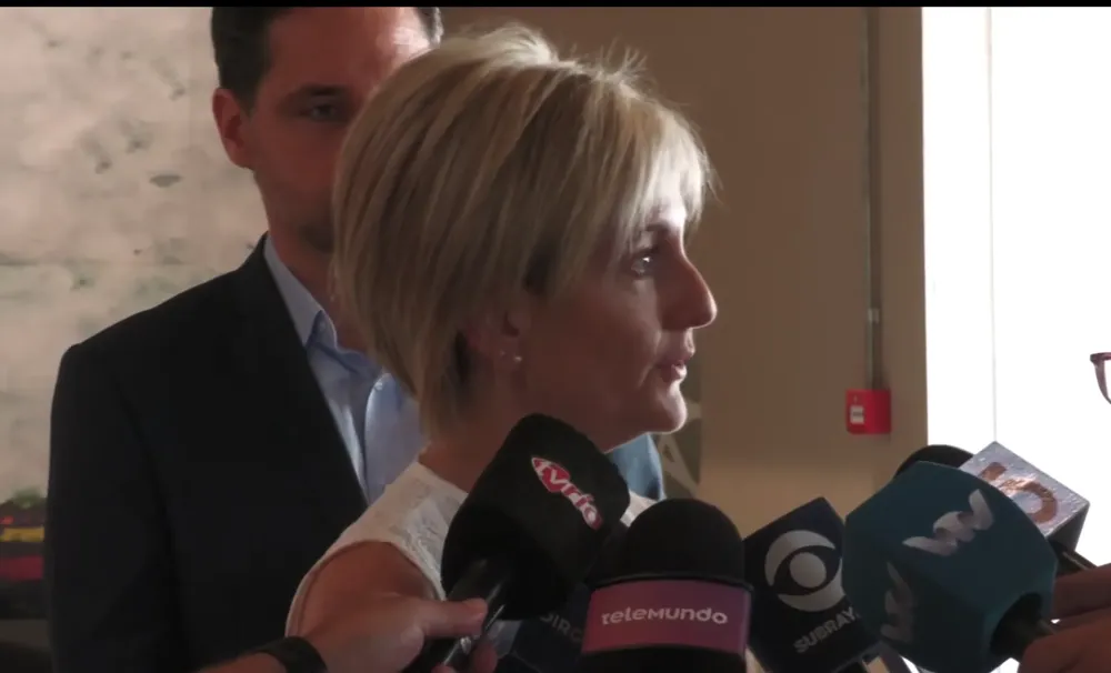 Captura de pantalla 2025-11-19 a la(s) 13.53.17