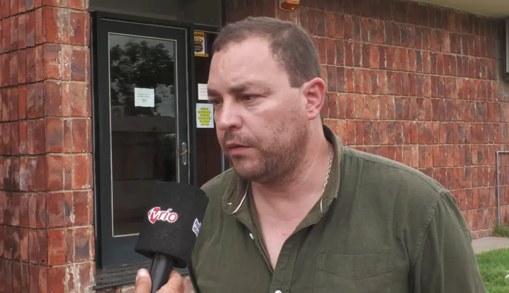 Captura de pantalla 2026-02-15 a la(s) 23.30.58