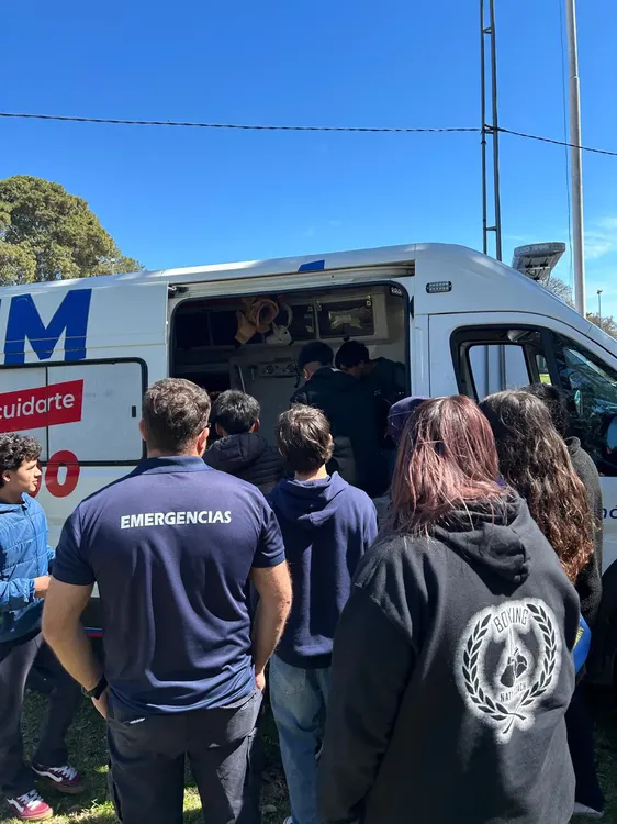 WhatsApp Image 2025-09-16 at 15.00.02